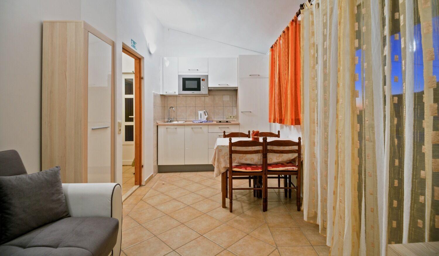 Apartments Bisernica-With Pool Razanj Luaran gambar