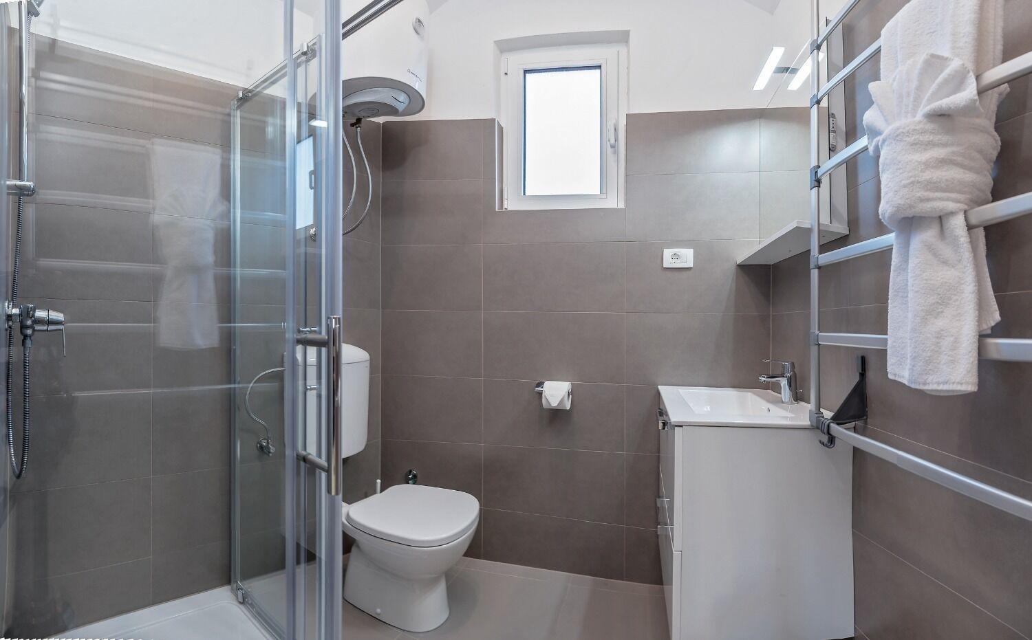 Apartments Bisernica-With Pool Razanj Luaran gambar