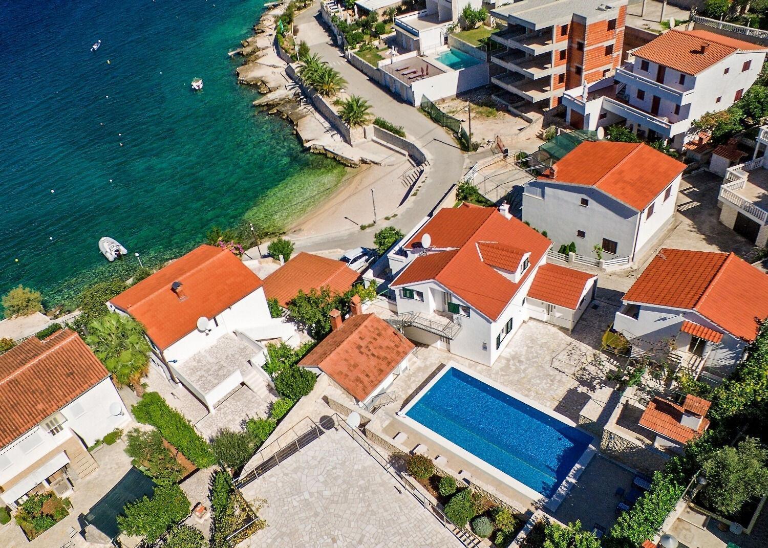 Apartments Bisernica-With Pool Razanj Luaran gambar