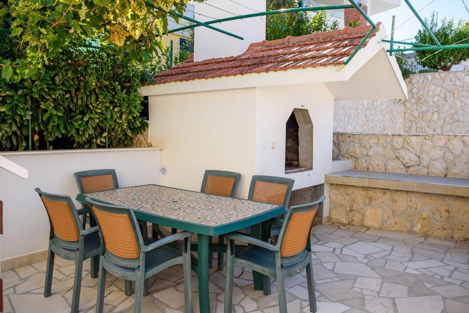 Apartments Bisernica-With Pool Razanj Luaran gambar